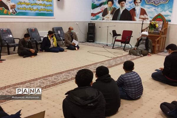 نشست قرارگاهی انجمن اسلامی دانش‌آموزان شهرستان  کاشمر