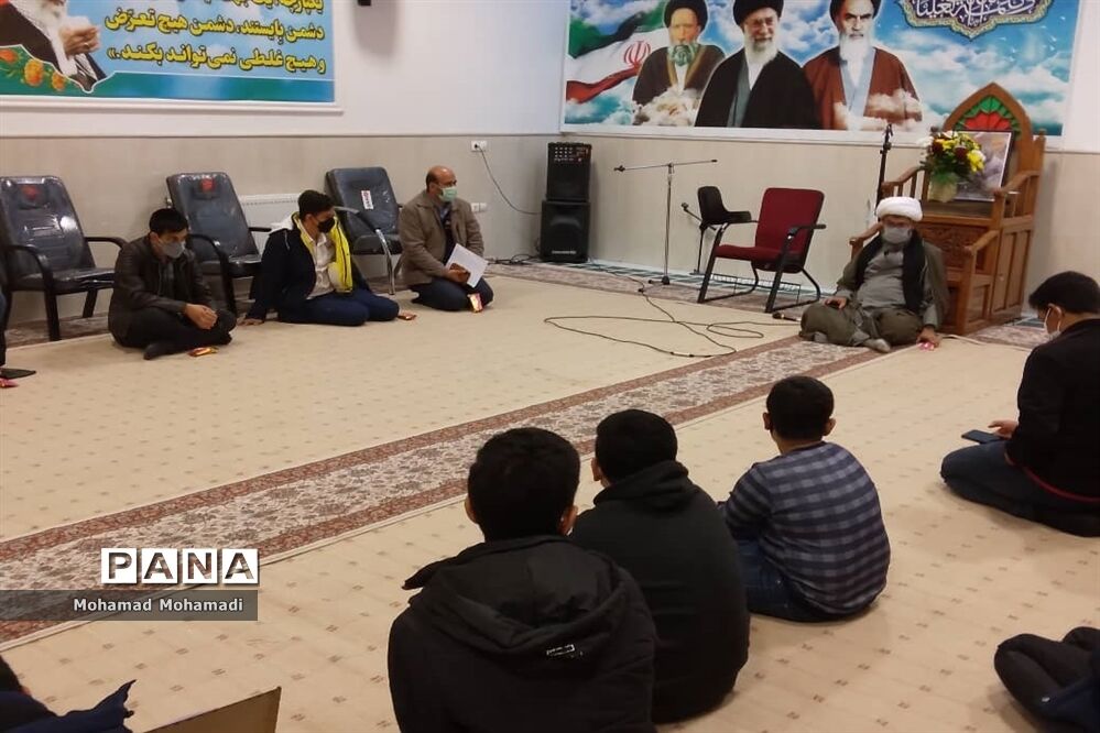 نشست قرارگاهی انجمن اسلامی دانش‌آموزان شهرستان  کاشمر