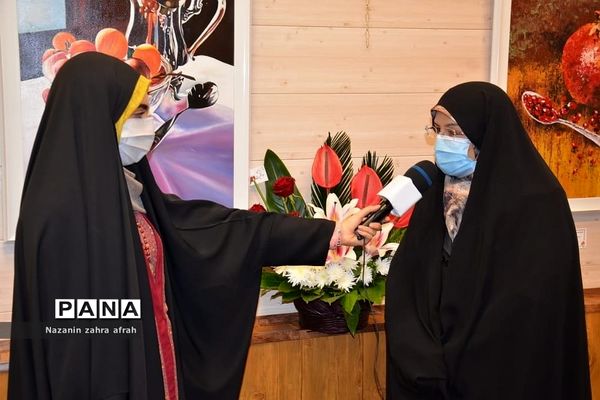 نمایشگاه نقاشی یک دقیقه بیشتر در دماوند