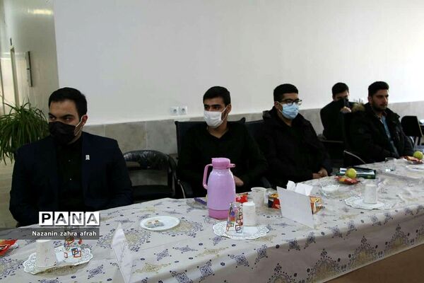 جلسه هم‌اندیشی تشکل‌های دانش‌آموزی در آموزش و پرورش رودهن