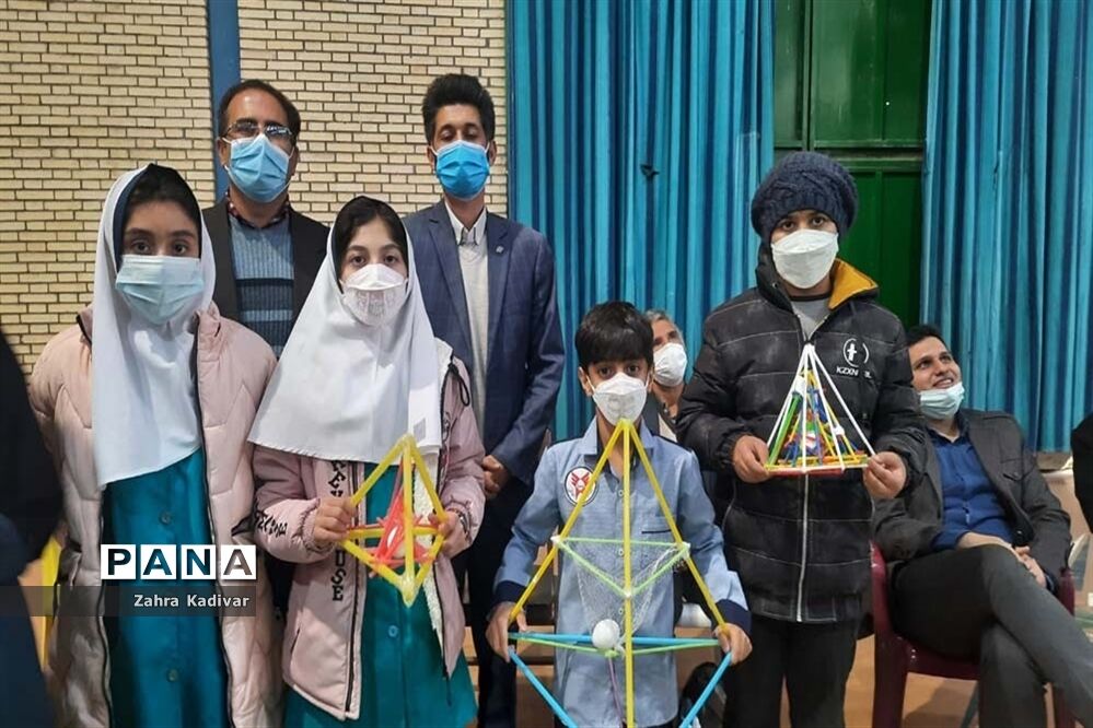 هفته پژوهش در مدارس آباده