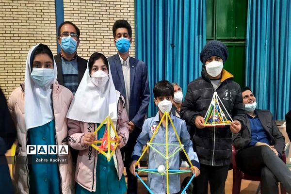 هفته پژوهش در مدارس آباده
