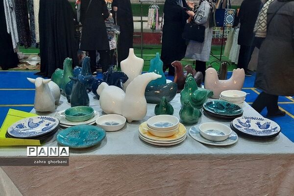 برگزاری نمایشگاه عرضه و فروش محصولات کارآفرینان شهرستان دماوند