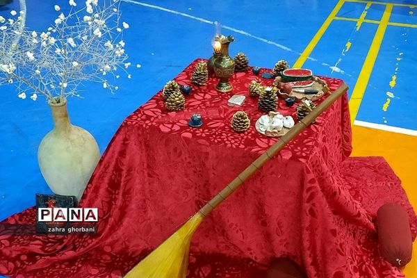 برگزاری نمایشگاه عرضه و فروش محصولات کارآفرینان شهرستان دماوند