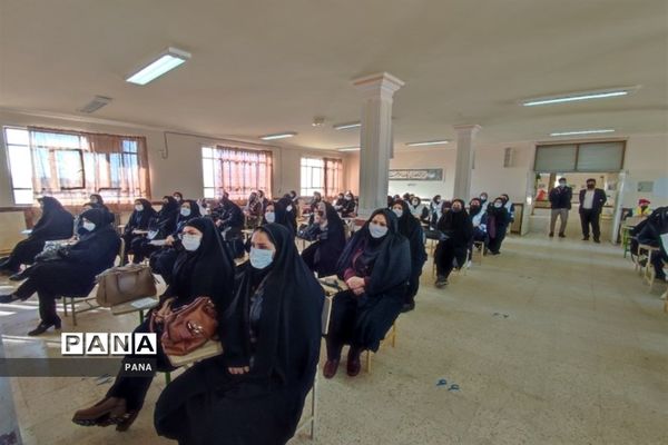 دوره آموزش بازمهندسی پیشتازان سازمان دانش‌آموزی در شاهین دژ