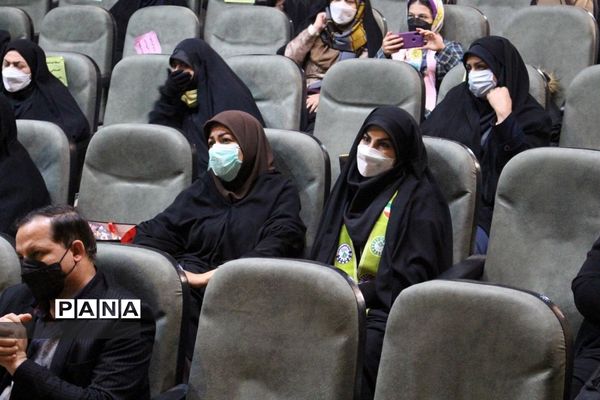 کارگروه آموزشی مربیان پیشتاز سازمان دانش‌آموزی استان همدان