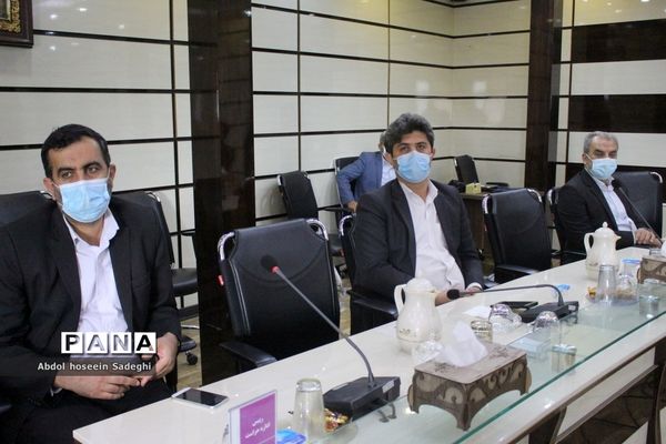 جلسه شورای معاونان  اداره‌کل آموزش و پرورش استان بوشهر