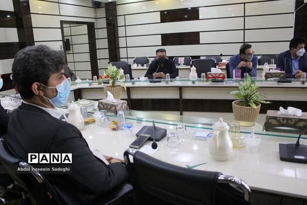 جلسه شورای معاونان  اداره‌کل آموزش و پرورش استان بوشهر