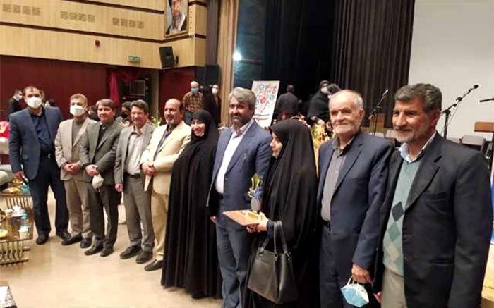 همایش بزرگ تجلیل از مولفان و پژوهشگران برتر فرهنگی نیشابور برگزار شد