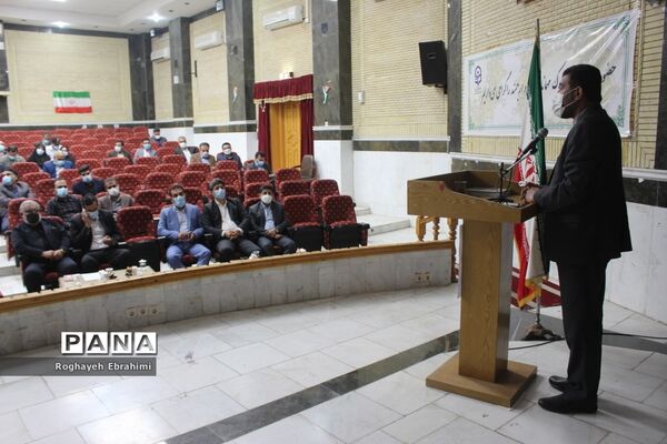 همایش استانی تجلیل از دانش‌آموزان و عوامل اجرایی جشنواره هفتم نوجوان خوارزمی در بوشهر