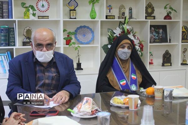 نشست کارشناسان سازمان دانش‌آموزی شهرستان‌ها و مناطق استان بوشهر