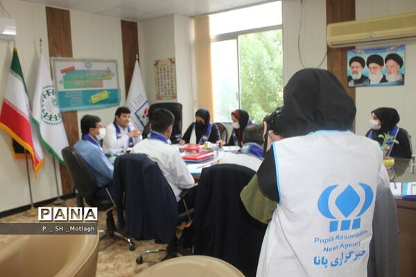 نشست کارشناسان سازمان دانش‌آموزی شهرستان‌ها و مناطق استان بوشهر