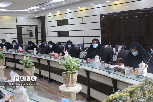 جلسه توجیهی طرح دانش‌آموز تراز انقلاب اسلامی استان بوشهر