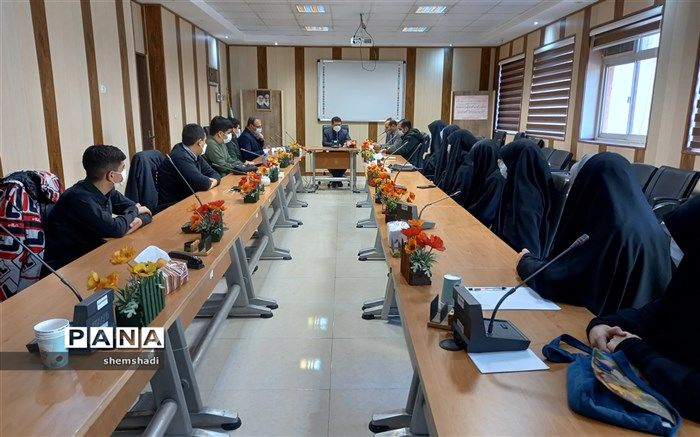 نظرات دانش‌آموزان در شورای دانش‌آموزی می‌تواند عامل مهمی در کیفیت‌بخشی مدارس باشد