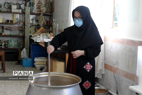 جشنواره بومی و محلی یلدا در دبیرستان شاهد گلوگاه