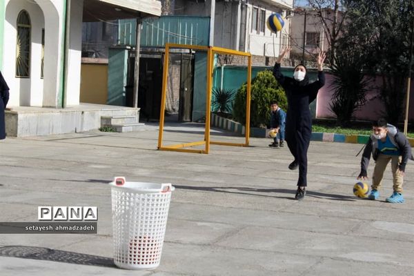 جشنواره بومی و محلی یلدا در دبیرستان شاهد گلوگاه