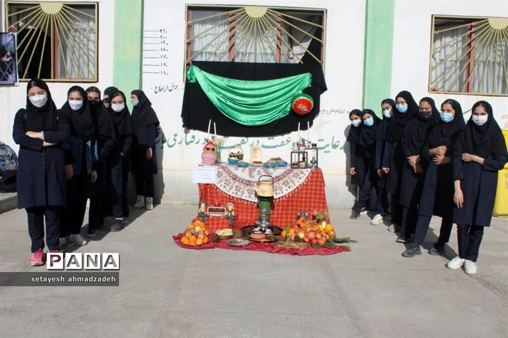 جشنواره بومی و محلی یلدا در دبیرستان شاهد گلوگاه