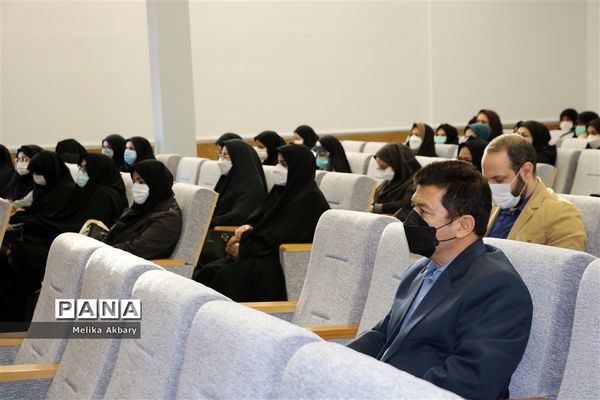 اولین نشست مشترک معاونان و مربیان پرورشی مدارس ابتدایی ناحیه ۶