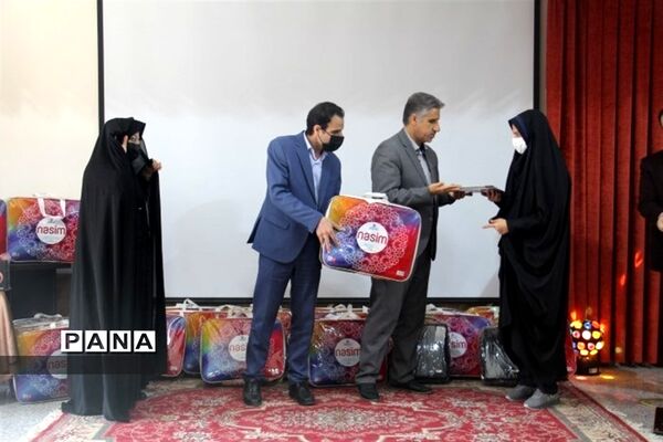 تقدیر از منتخبین استانی سی و نهمین دوره مسابقات قرآن، عترت و نمازناحیه 2 اصفهان