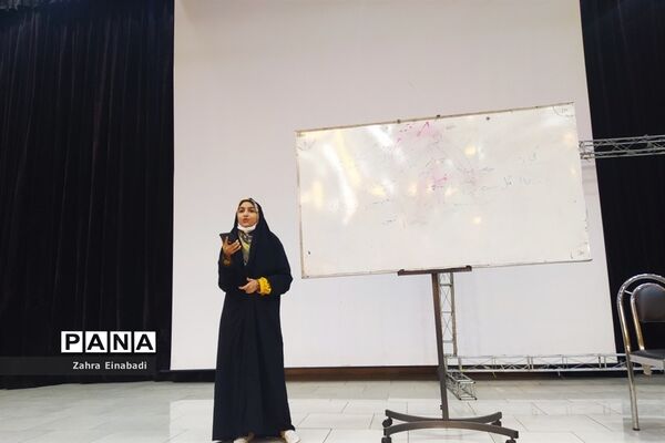 نخستین جلسه کارگاه آموزشی خبرنگاری و مجری گری در ملارد