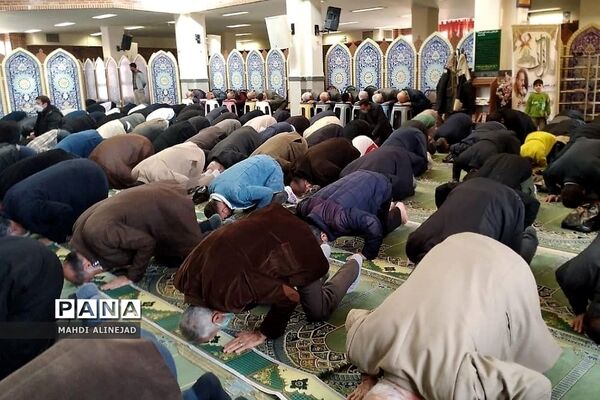 آیین نماز جمعه شهرستان پردیس در مسجد الغدیر