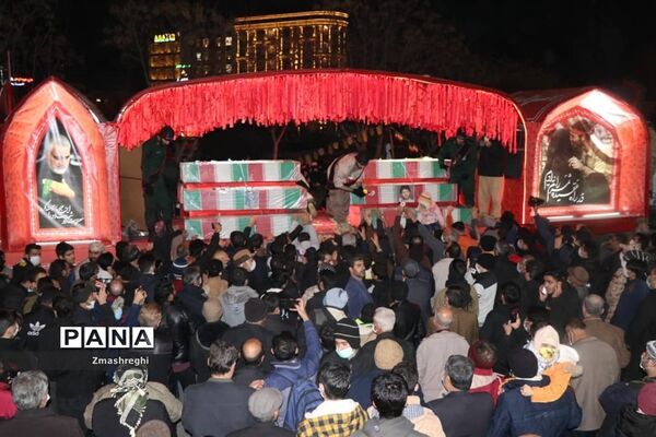 مراسم باشکوه استقبال از پیکر پاک شهیدگمنام هشت سال دفاع مقدس باحضور مردم شهید پرور کاشان