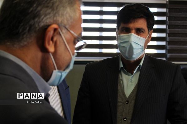 باز دید مدیرکل آموزش و پرورش فارس از حوزه های داخلی این اداره در اولین روز کاری