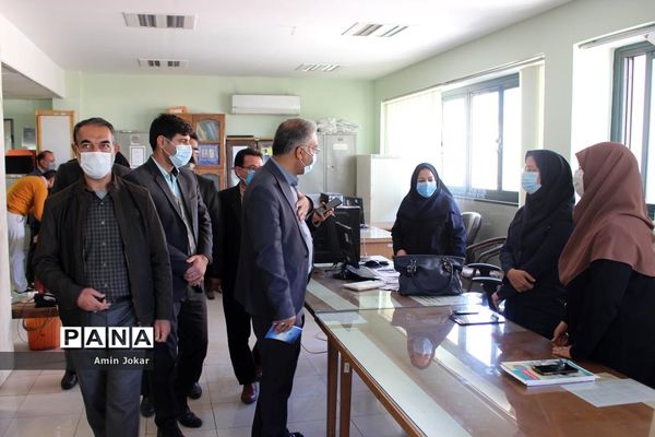 باز دید مدیرکل آموزش و پرورش فارس از حوزه های داخلی این اداره در اولین روز کاری