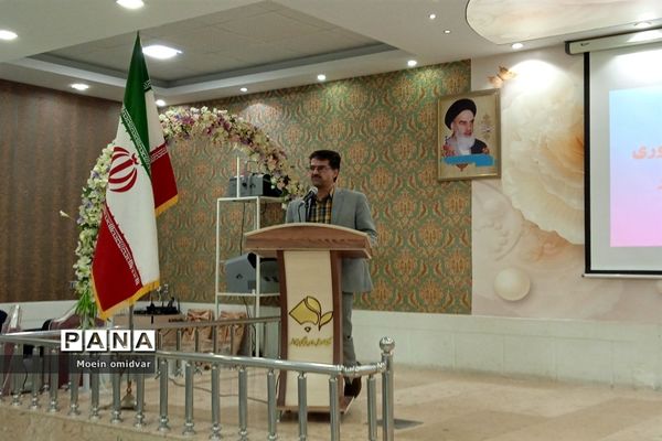 نشست هم‌اندیشی معاونان آموزشی اجرایی و فناوری متوسطه اول