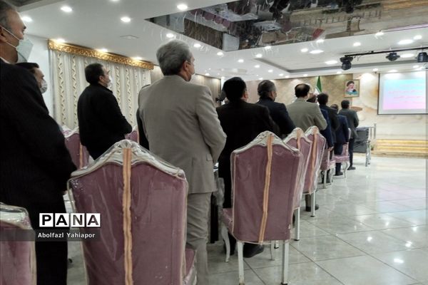 نشست هم‌اندیشی معاونان آموزشی اجرایی و فناوری متوسطه اول