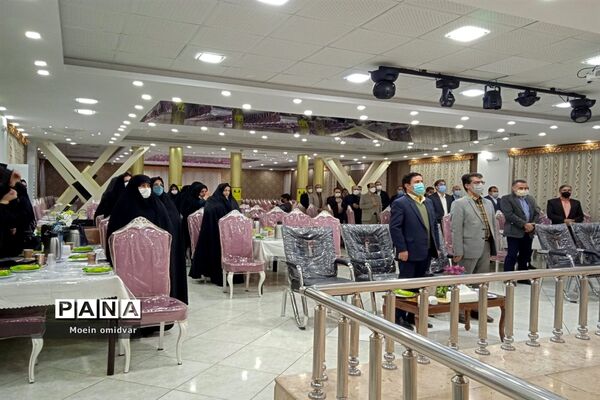 نشست هم‌اندیشی معاونان آموزشی اجرایی و فناوری متوسطه اول