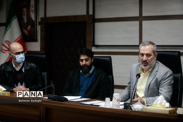 امضای تفاهم‌نامه همکاری مشترک بین سازمان دانش‌آموزی با عوامل فیلم مرد نقره‌ای