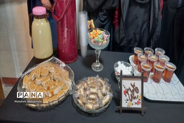 ایستگاه صلواتی در دبیرستان حنانه شهرستان رباط کریم