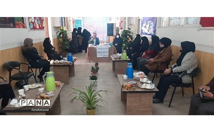تحوّل در آموزش و پرورش، تنها با ارتقای صلاحیت‌ها و شایستگی‌های حرفه‌ای منابع انسانی، محقق می‌شود