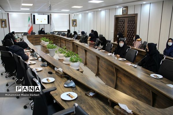 کارگاه آموزشی خبرنگاران منتخب مدارس ناحیه ۳ مشهد مقدس