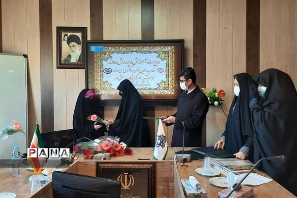 تقدیر از برگزیدگان مسابقات فرهنگی هنری، پرسش مهر در دماوند