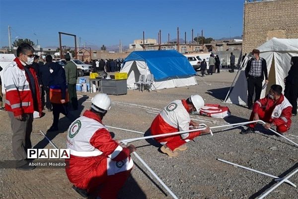 برگزاری مانور امدادی اسکان اضطراری هلال‌احمر در خلیل آباد