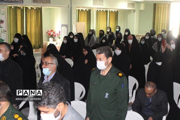 یادواره شهدای دبیرستان نیایش قم