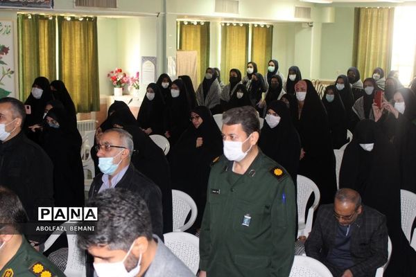 یادواره شهدای دبیرستان نیایش قم