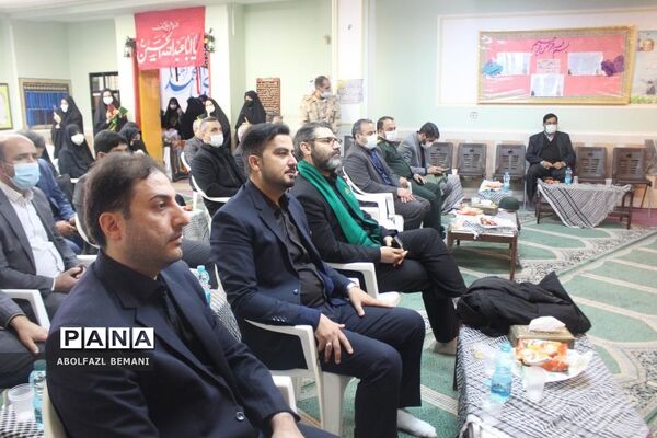 یادواره شهدای دبیرستان نیایش قم