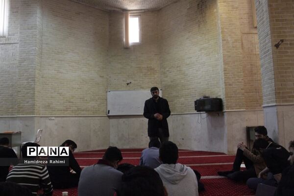 برگزاری دوره توانمند‌سازی و آموزش مربیان نوجوانان طرح شهید بهنام محمدی