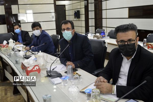 نشست شورای معاونان اداره‌کل آموزش و پرورش استان بوشهر