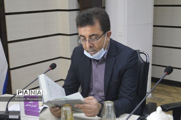 نشست شورای معاونان اداره‌کل آموزش و پرورش استان بوشهر