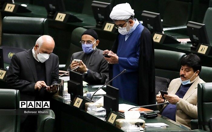 تحقیق و تفحص از عملکرد وزرات نفت کلید خورد