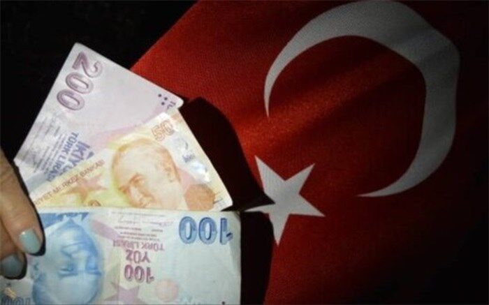 کاهش ارزش لیر ادامه پیدا کرد