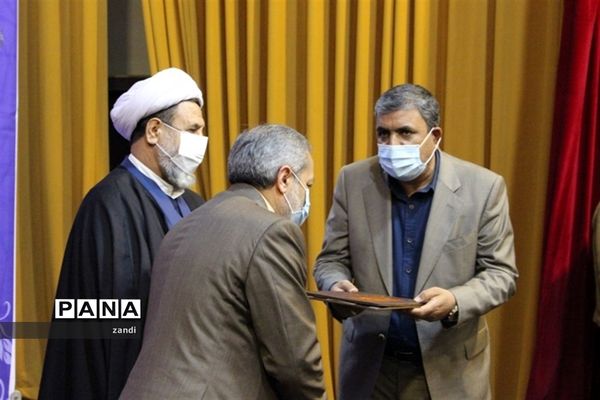 مراسم تکریم و معارفه مدیر‌کل آموزش و پرورش استان کرمان