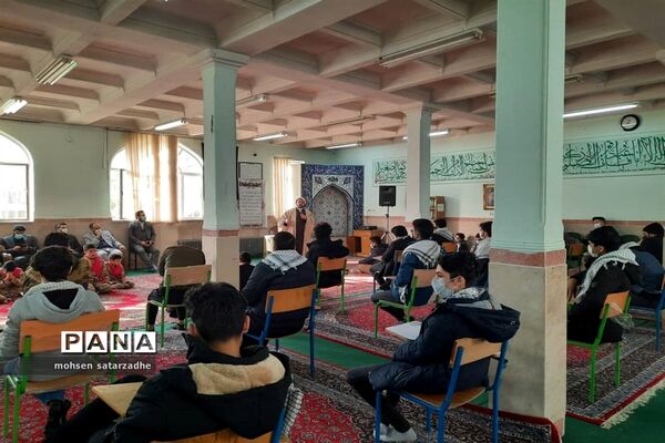مراسم گرامیداشت 9‌دی در آموزشگاه امیر کبیر ناحیه دو شهرری