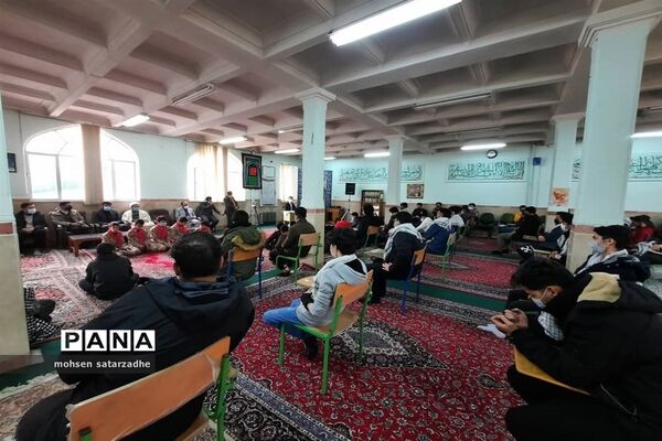 مراسم گرامیداشت 9‌دی در آموزشگاه امیر کبیر ناحیه دو شهرری