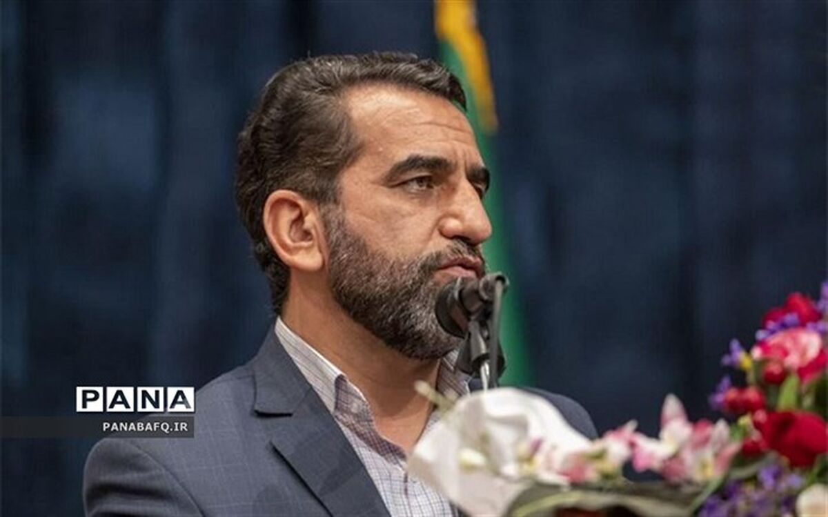 بافق مهد بزرگانی از جنس انقلاب بوده است