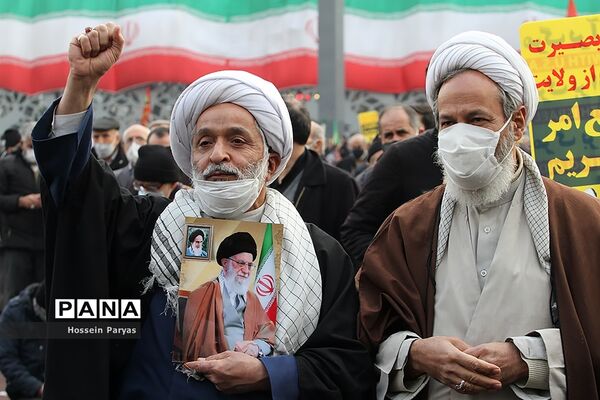 یوم الله نهم دی در میدان امام حسین (ع)